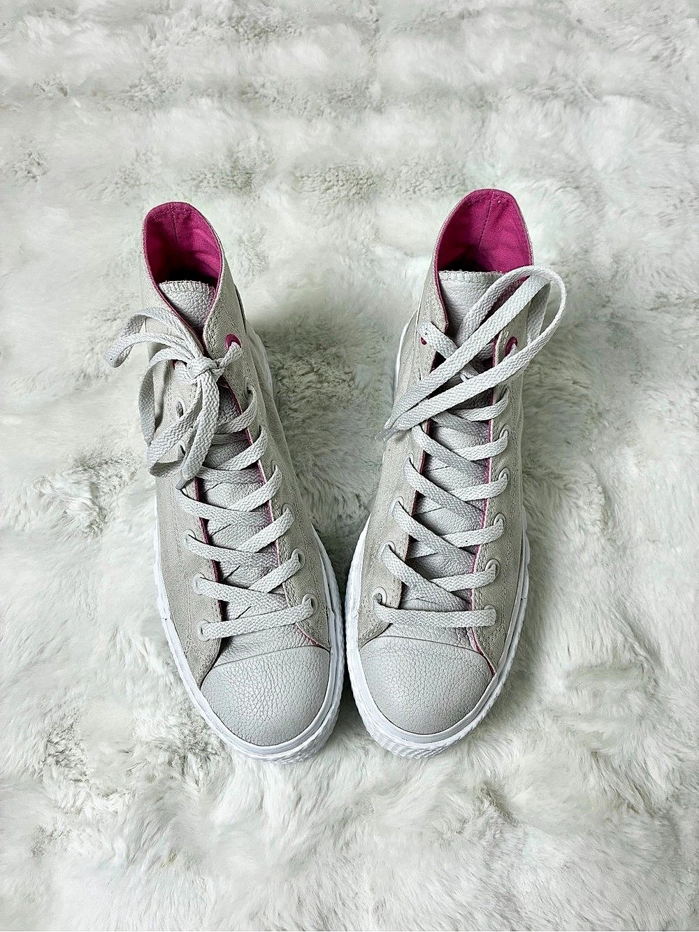 Converse Chuck Taylor Platform High Top Sneaker White Pink Size 7